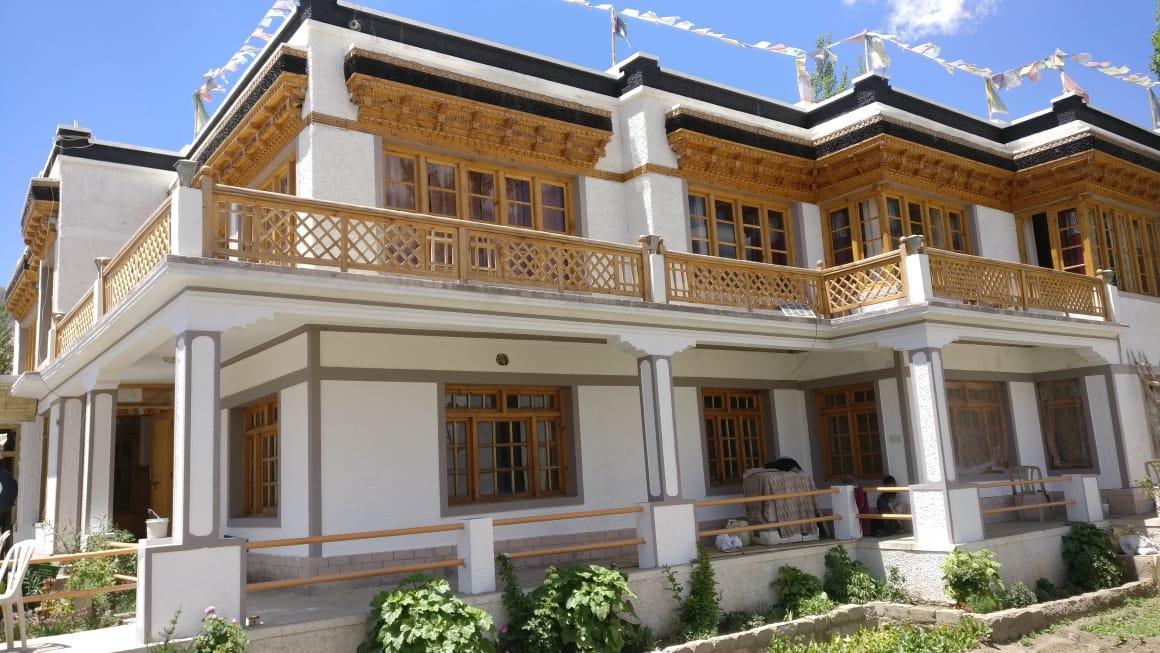 Gangzing Villina Bed and Breakfast Leh Exterior foto